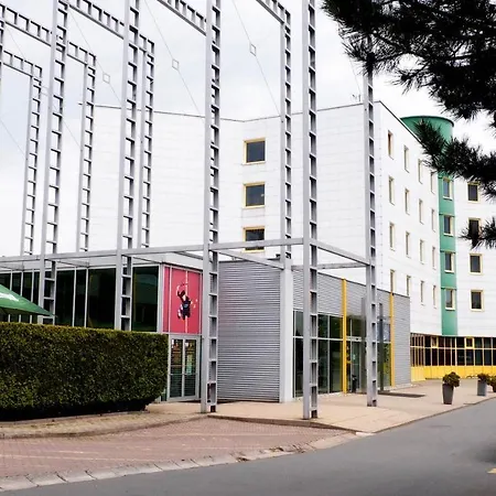Tennis Club Hotel 3*