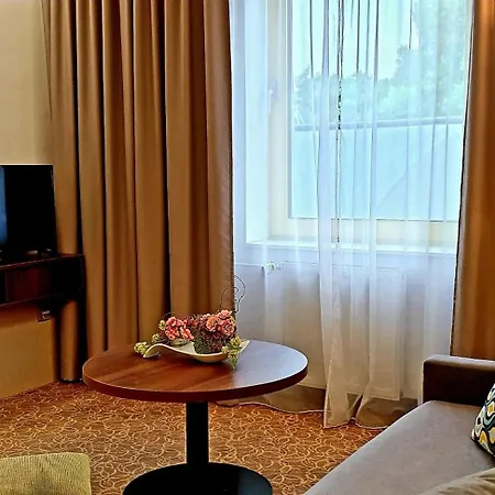 Tennis Club Hotel 3*
