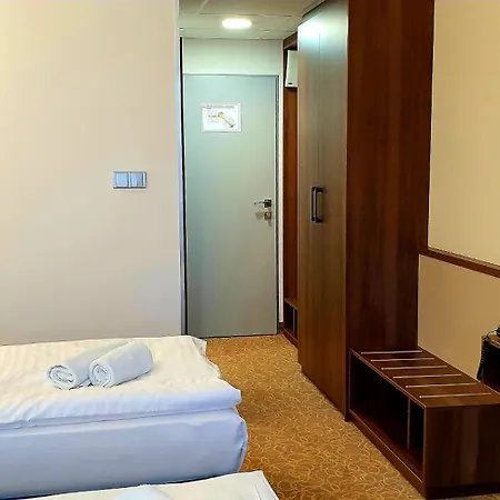 Tennis Club Hotel