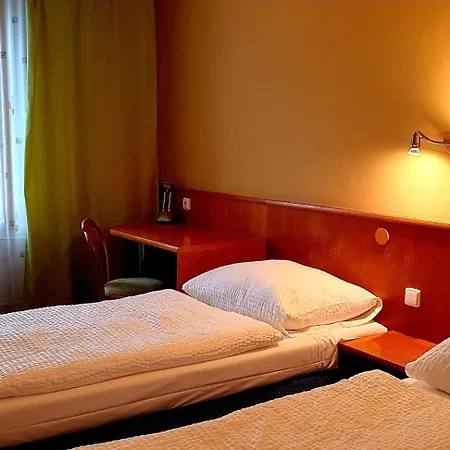 Tennis Club Hotel