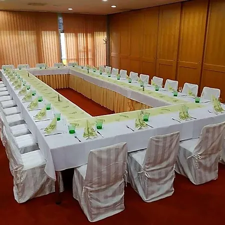Tennis Club Hotel