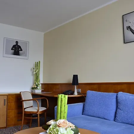 Hotel Tennis Club